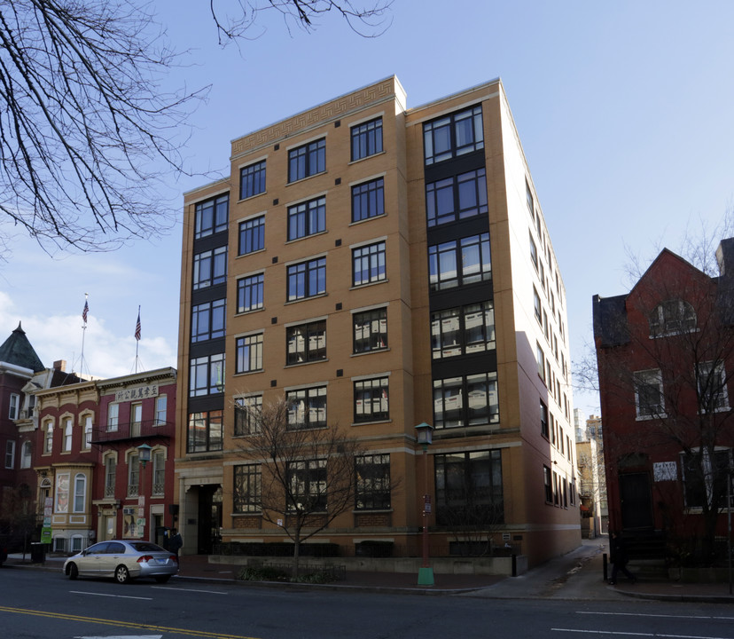 809 6th St NW in Washington, DC - Building Photo