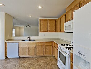 3408 E Palatine Hills Ave in North Las Vegas, NV - Building Photo - Building Photo