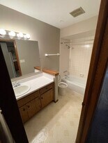 449 Dunbar Ave. 7 unit in Waukesha, WI - Building Photo