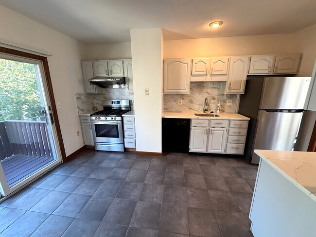 26 Upham St, Unit 2