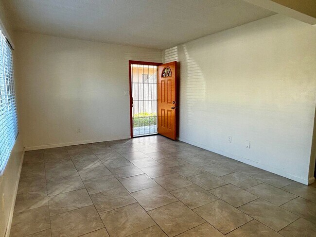 169 Glover Ave in Chula Vista, CA - Building Photo - Building Photo