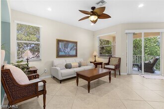 9651 Spanish Moss Way in Bonita Springs, FL - Building Photo - Building Photo