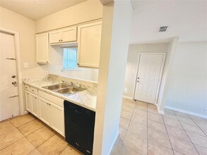 4748 Suburban Dr in Austin, TX - Building Photo - Building Photo