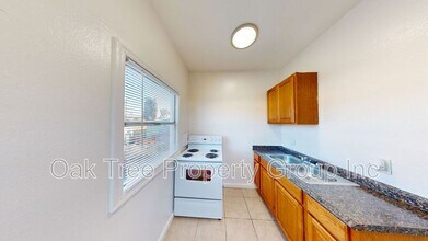 2451 Seminary Ave in Oakland, CA - Building Photo - Building Photo