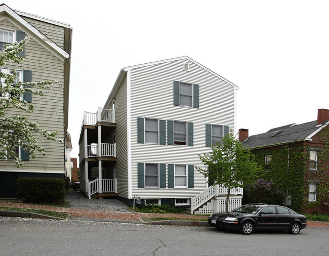 12 Hanover St in Portland, ME - Building Photo - Building Photo