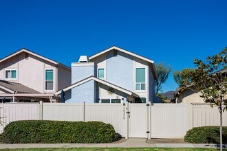 10379 Rochelle Ave in Santee, CA - Building Photo - Building Photo