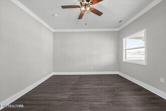 216 Dameron Ave in Knoxville, TN - Foto de edificio - Building Photo