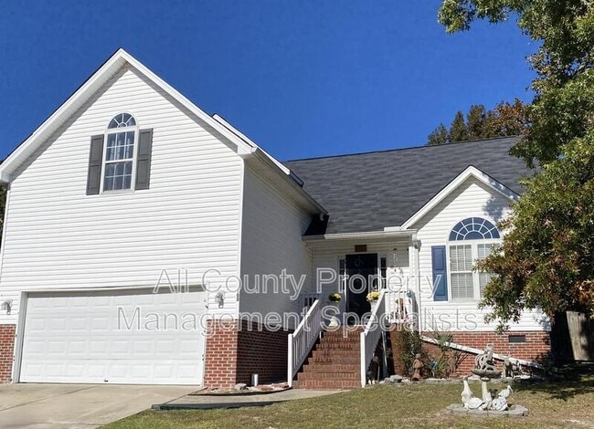 property at 103 Long Needle Rd