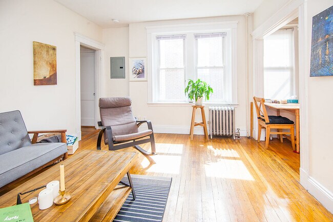 33 Walbridge St, Unit 8