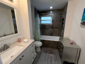 3510 Harrison St in Hollywood, FL - Building Photo - Building Photo