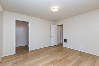 888 Vermont in Oakland, CA - Building Photo - Building Photo