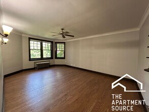 4519 N Wolcott Ave, Unit 2 in Chicago, IL - Foto de edificio - Building Photo