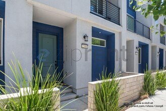 2588 Gimelli Way in San Jose, CA - Building Photo - Building Photo