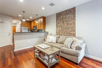 508 Grand St in Hoboken, NJ - Building Photo - Building Photo