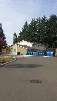 Britewood Apartments in Woodburn, OR - Building Photo - Building Photo