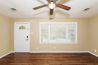 2568 Forestdale Blvd in Birmingham, AL - Building Photo - Building Photo