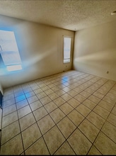 2905 Beachcomber Dr, Unit B in El Paso, TX - Building Photo - Building Photo