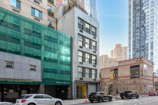 552 W 43rd St Apartments