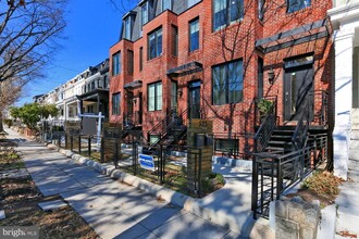 523 Longfellow St NW, Unit 1 in Washington, DC - Building Photo - Building Photo