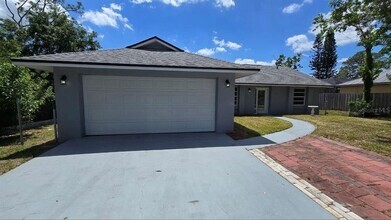 34 Emerson Dr NW in Palm Bay, FL - Building Photo - Building Photo