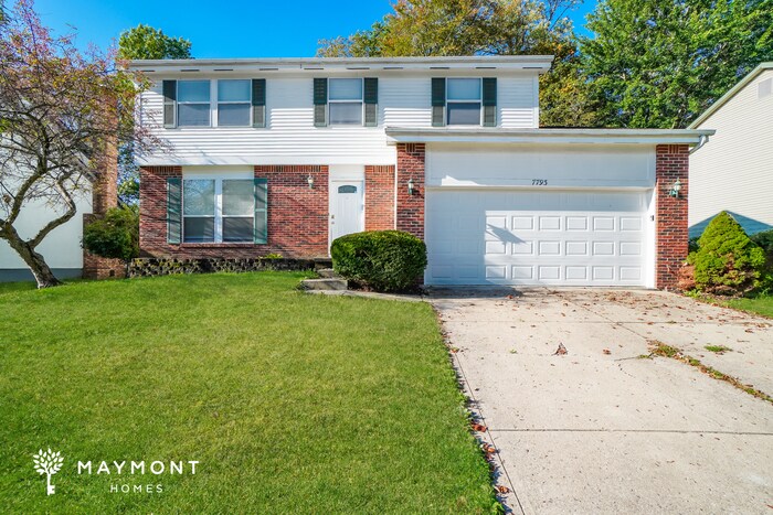 7793 Cedar Ridge Dr in Pickerington, OH - Building Photo