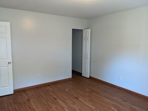 1302 S. Sedgwick St. in Wichita, KS - Building Photo - Building Photo