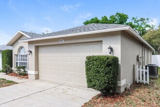 10917 Freemont Dr in New Port Richey, FL - Foto de edificio - Building Photo