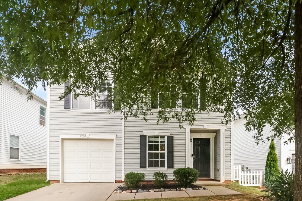2009 Beckwith Ln in Waxhaw, NC - Building Photo