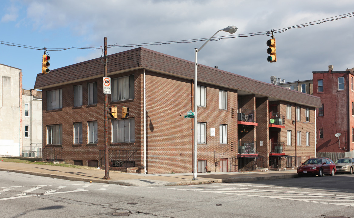 410 Laurens St in Baltimore, MD - Foto de edificio