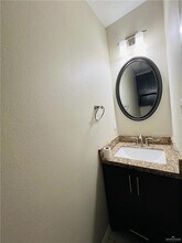 2709 Seton St in Edinburg, TX - Foto de edificio - Building Photo