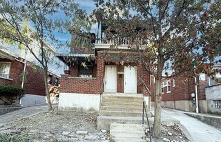 2912 Jefferson Ave in Cincinnati, OH - Building Photo