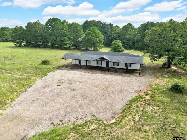 property at 19470 U.S. Hwy 69 N