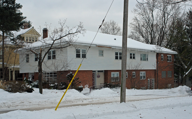 Fourplex in Schenectady, NY - Foto de edificio - Building Photo