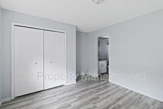 1202 Dean Dr in Urbana, IL - Building Photo - Building Photo