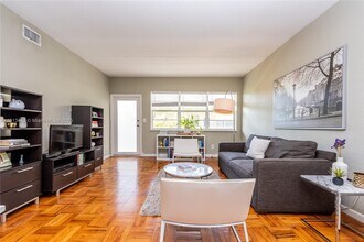 350 S Shore Dr in Miami Beach, FL - Building Photo - Building Photo