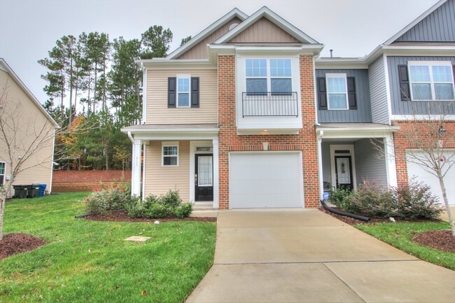 property at 915 Saratoga Dr