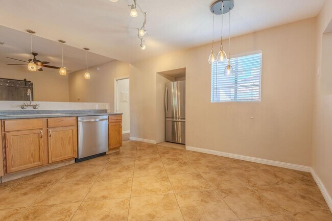 1301 N Santa Rosa Ave in Tucson, AZ - Building Photo - Building Photo