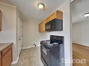 1133 Penrose Ln in Charlotte, NC - Building Photo - Building Photo