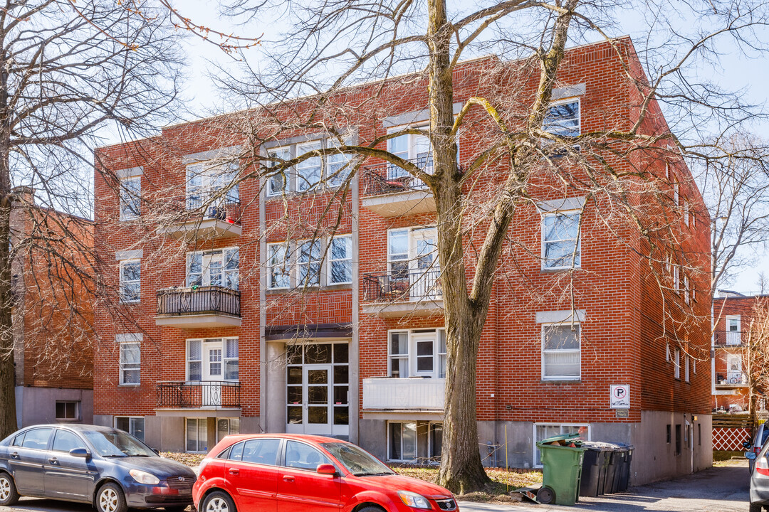 5640 Gatineau Av in Montréal, QC - Building Photo