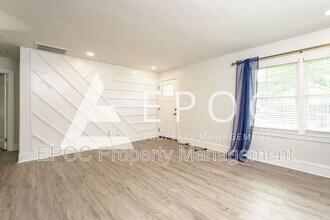 405 Peele St in Burlington, NC - Building Photo - Building Photo