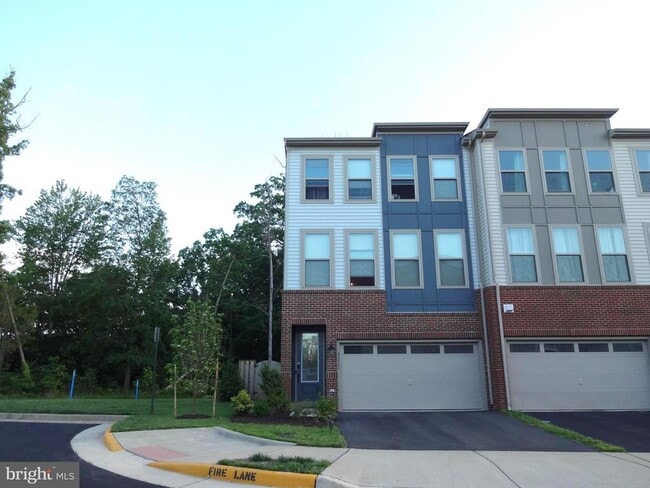 property at 42462 Dogwood Glen Square