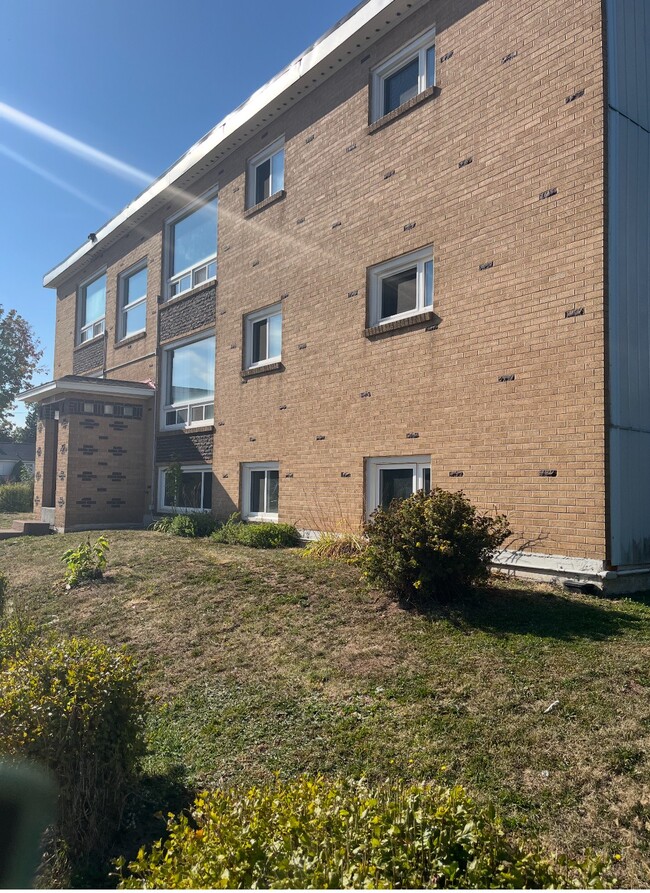 property at 105 Argyle St