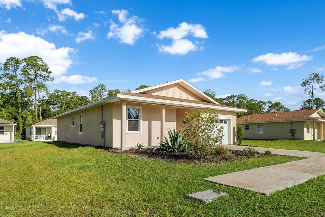 3580 NE 1st Way in Gainesville, FL - Building Photo