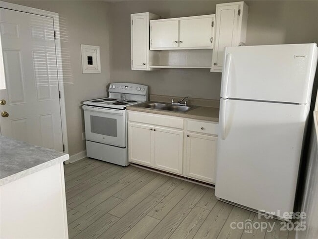 3540 Bost St in Charlotte, NC - Building Photo - Building Photo