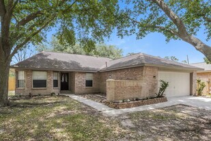 9330 Jan Glen Ln in Spring, TX - Building Photo