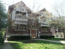 2424 Glenmary Ave in Louisville, KY - Building Photo