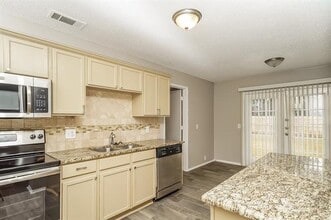 234 Fordham Dr in Glenn Heights, TX - Foto de edificio - Building Photo