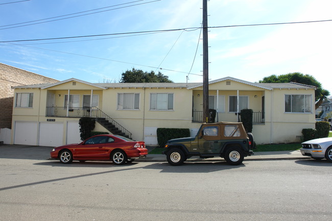 1040 Clay St in Albany, CA - Building Photo - Building Photo