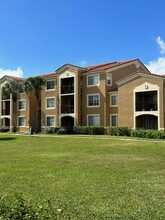 8060 N Nob Hill Rd in Tamarac, FL - Building Photo - Building Photo