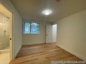 65 Cameron St in Brookline, MA - Building Photo - Building Photo